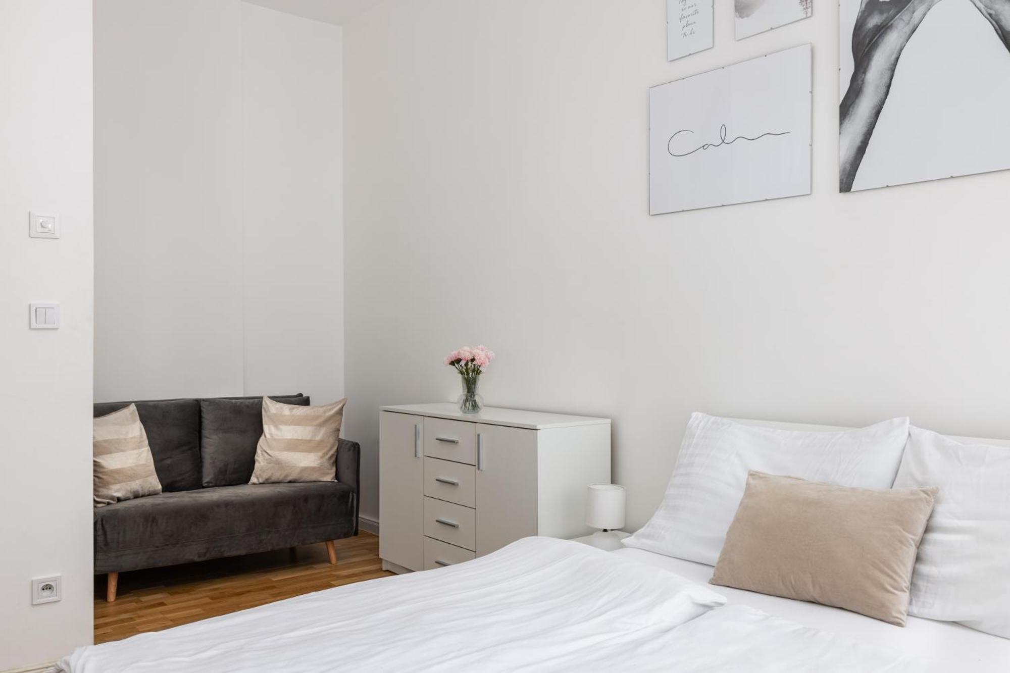 Stay2Gether Beige Nest - Metro Florenc Praga Exterior foto